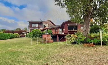 Casa en Venta en Piedra Amarilla - Pucón