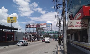 Locales en renta para uso de oficina en tercer piso