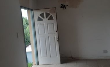 Departamento Tipo Casa en venta en Moron Centro