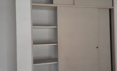 Departamento Tipo Casa en venta en Moron Centro