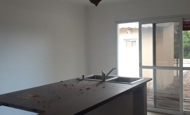 Departamento Tipo Casa en venta en Moron Centro