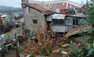 Se Vende Terreno Con Casa Antigua En Santa Ines