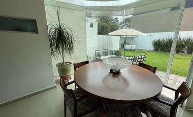 Residencia  de lujo en exclusivo fraccionamiento en Valle Escondido