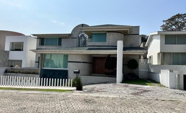 Residencia  de lujo en exclusivo fraccionamiento en Valle Escondido