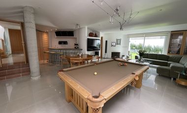 Residencia  de lujo en exclusivo fraccionamiento en Valle Escondido