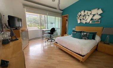 Residencia  de lujo en exclusivo fraccionamiento en Valle Escondido