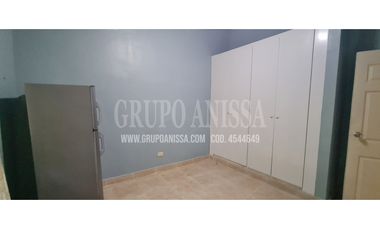 Se Vende Casa con hermoso Patio en Altos del Maria
