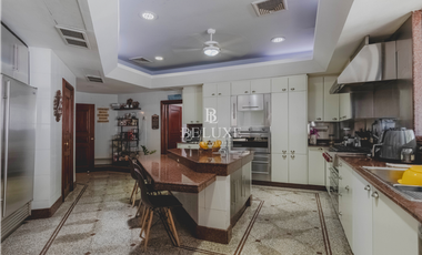 VENDO CASA CON PISCINA PRIVADA EN ALTOS DEL GOLF  (9)