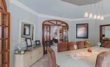 VENDO CASA CON PISCINA PRIVADA EN ALTOS DEL GOLF  (9)