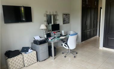 Venta de casa en Costa del Este (Antigua) GTA