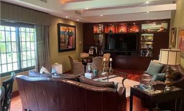 Venta de casa en Costa del Este (Antigua) GTA