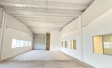 Bodega en venta 1,600m2 Prol. López Mateos Sur