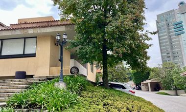 CASA EN CONDOMINIO EN BOSQUES DE LAS LOMAS PRIVADA DE LAS TEJAS