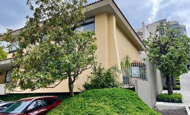 CASA EN CONDOMINIO EN BOSQUES DE LAS LOMAS PRIVADA DE LAS TEJAS