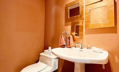 CASA EN CONDOMINIO EN BOSQUES DE LAS LOMAS PRIVADA DE LAS TEJAS