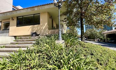 CASA EN CONDOMINIO EN BOSQUES DE LAS LOMAS PRIVADA DE LAS TEJAS