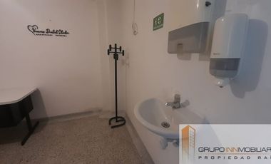 Oficina-Consultorio en Arriendo Ubicado en Medellín Codigo 1867