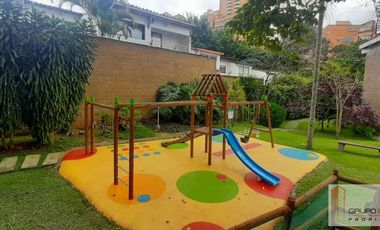 Apartamento en Venta Ubicado en Medellín Codigo 1551