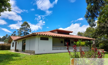 Casa-Finca en Venta Ubicado en EL CARMEN DE VIBORAL Codigo 1640