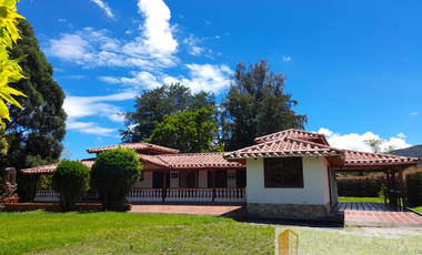 Casa-Finca en Venta Ubicado en EL CARMEN DE VIBORAL Codigo 1640