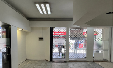 Local Comercial en Arriendo en Bombero Adolfo Ossa esquina con Paseo Ahumada, Santiago