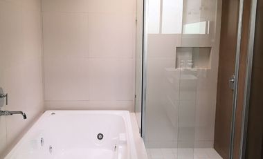 RESIDENCIA EN VENTA EN LOMAS VERDES 6a SECCION NAUCALPAN