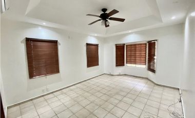 VENTA CASA  309M2 EN REA REVERTIDA ALBROOK KAF
