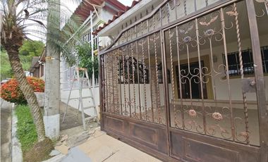 Se Vende Casa en Brisas de Arraiján