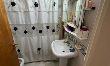 Departamento 2 Amb. con 2 Bacones en Lomas de Zamora