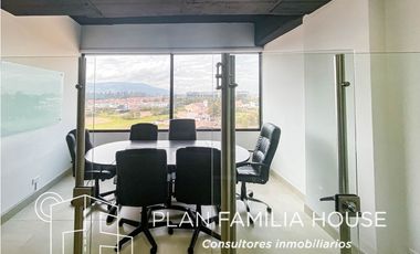 Excelente Oficina amoblada en Cajicá   en 6 piso