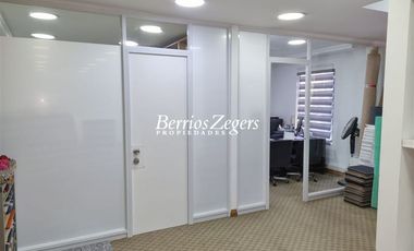 Local Comercial en Arriendo en Vitacura / Luis Pasteur