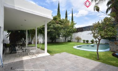 Casa de Lujo en Venta en Colonia  Ideal para Desarrollar Torre de Departamentos