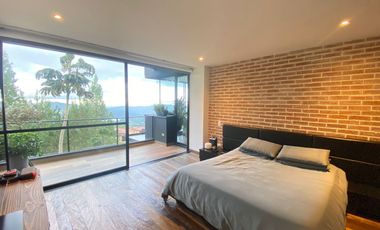 Venta Apartamento Con Amplia Terraza, En El Retiro