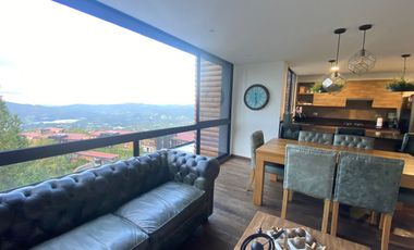 Venta Apartamento Con Amplia Terraza, En El Retiro