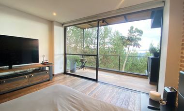 Venta Apartamento Con Amplia Terraza, En El Retiro