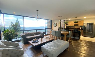 Venta Apartamento Con Amplia Terraza, En El Retiro