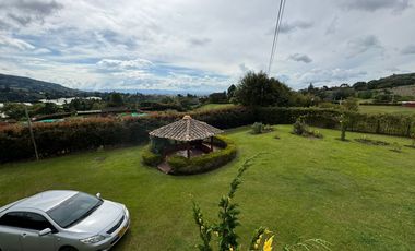 Hermosa finca para la venta rodeada de naturaleza
