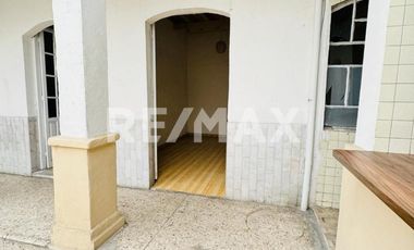 CASA EN RENTA EN TOLUCA, AV. SEBASTIAN LERDO DE TEJADA - (3)