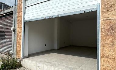 SE RENTA LOCAL COMERCIAL MUY CERCA DE LA ESTACION DEL TREN