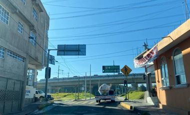 SE RENTA LOCAL COMERCIAL MUY CERCA DE LA ESTACION DEL TREN