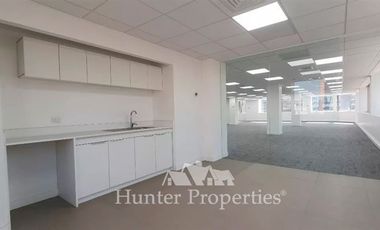 Oficina en Arriendo en Apoquindo / Augusto Leguia. Metro El Golf