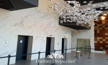 Oficina en Arriendo en Apoquindo / Augusto Leguia. Metro El Golf