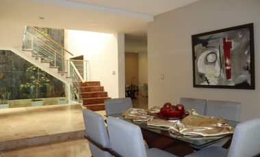Casa en venta en Fraccionamiento Residencial Real Vista Hermosa, Colima.