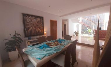 Casa en venta en Fraccionamiento Residencial Real Vista Hermosa, Colima.