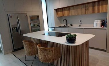 CASA EN VENTA UBICADA EN EL RETIRO VIA DON DIEGO LA FE