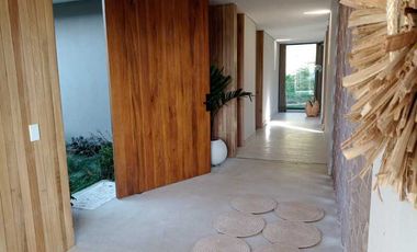 CASA EN VENTA UBICADA EN EL RETIRO VIA DON DIEGO LA FE