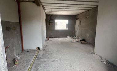 Departamento de 3 ambientes con espacio vehicular
