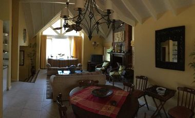 IMPORTANTE CHALET A 200 MTS DE MAR EN LA MEJOR ZONA DE PINAMAR (ZONA NORTE)