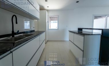 DUPLEX 3 DORMITORIOS MANANTIALES