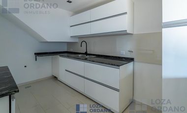 DUPLEX 3 DORMITORIOS MANANTIALES